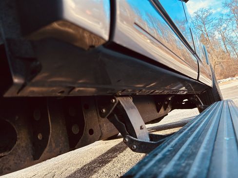 Used 2010 Ford Expedition Limited image 11