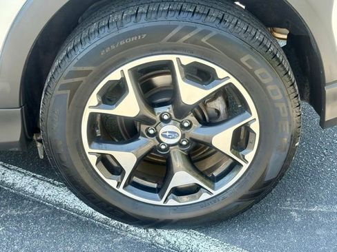 Used 2018 Subaru Crosstrek 2.0i Premium AWD/4WD image 29
