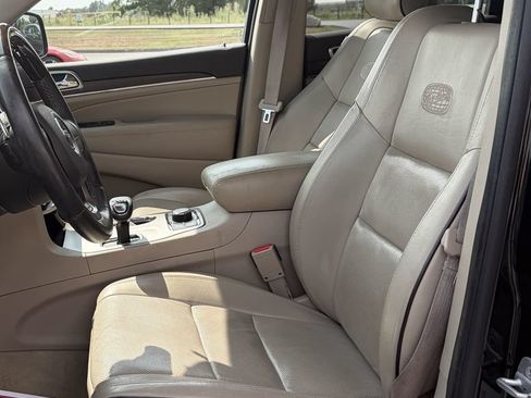 Used 2014 Jeep Grand Cherokee Overland AWD/4WD image 20