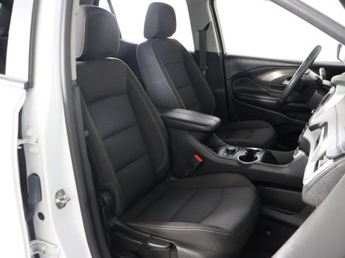 Used 2022 GMC Terrain SLE w/ Driver Convenience Package image 29