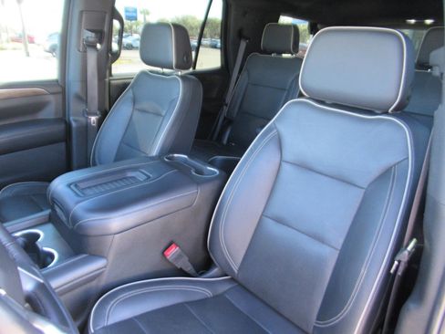 Used 2021 Chevrolet Tahoe Premier image 16