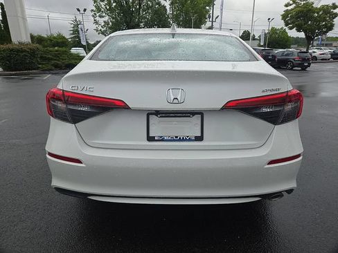 Used 2024 Honda Civic Sport image 5