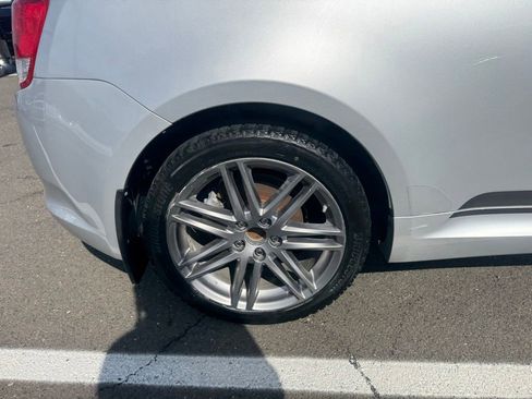 Used 2013 Scion tC FWD image 13