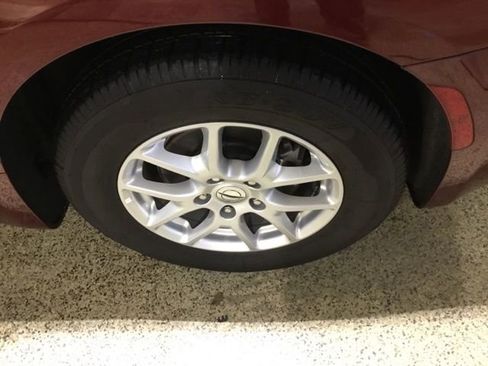 Used 2023 Chrysler Pacifica Touring-L FWD image 14