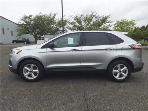 Used 2024 Ford Edge SE image 14