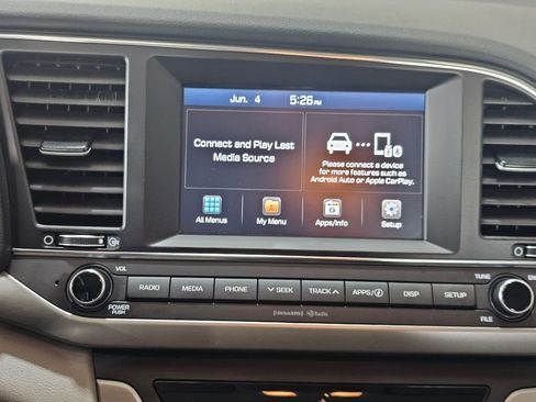 Used 2018 Hyundai Elantra SEL FWD image 37