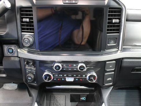 Used 2026 Ford F250 Platinum w/ FX4 Off-Road Package AWD/4WD image 20