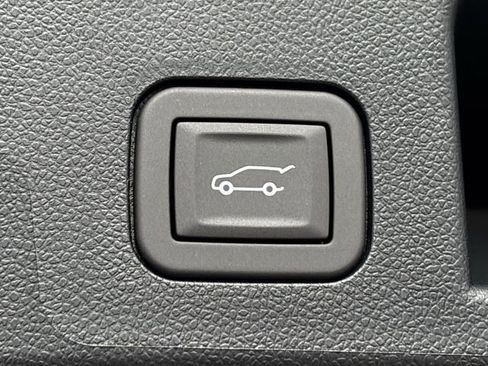 New 2026 Chevrolet Equinox LT w/ Convenience Package II AWD/4WD image 26