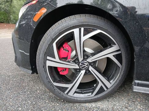 New 2026 Volkswagen GTI SE FWD image 27
