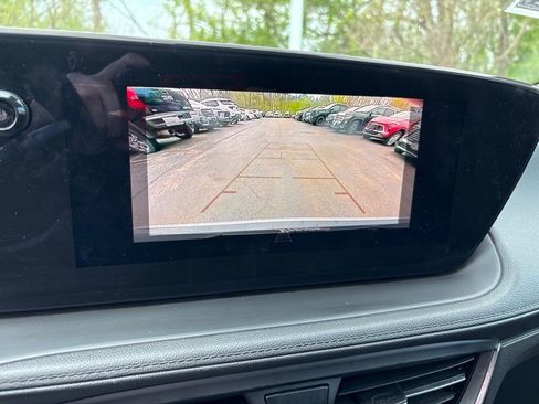Used 2024 Buick Encore GX Preferred w/ Comfort Package FWD image 28