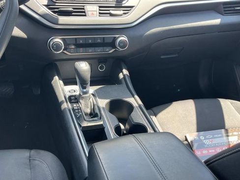 Used 2023 Nissan Altima 2.5 S FWD image 15
