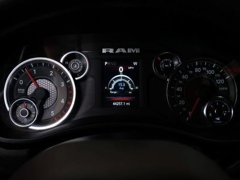 Used 2024 RAM 3500 Tradesman w/ Chrome Appearance Group AWD/4WD image 21