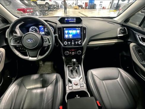 Used 2022 Subaru Forester Limited image 15