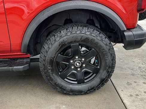 Used 2024 Ford Bronco Black Diamond AWD/4WD image 19