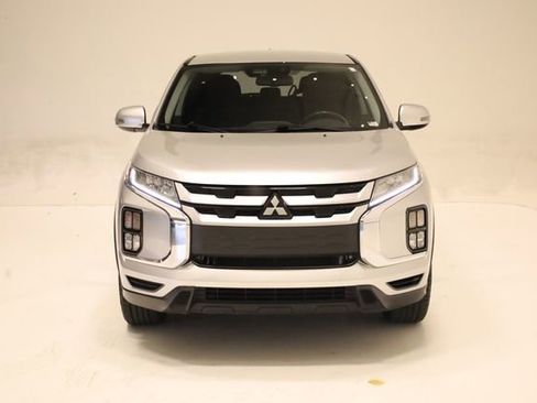 Used 2020 Mitsubishi Outlander Sport SE FWD image 3
