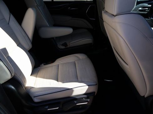 Used 2021 Cadillac Escalade Sport w/ Driver Assist Tech Package image 16