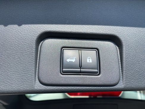 Used 2023 Nissan Rogue SL w/ SL Premium Package AWD/4WD image 19