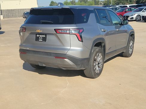 Used 2025 Chevrolet Equinox LT AWD/4WD image 5