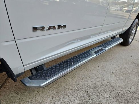 Used 2024 RAM 2500 Big Horn image 32