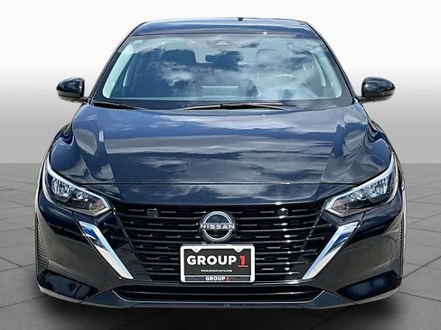 Used 2025 Nissan Sentra SV FWD image 4