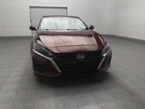 Used 2023 Nissan Altima 2.5 SV image 14