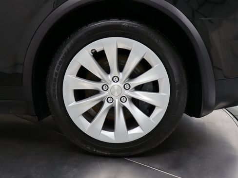 Used 2020 Tesla Model X Long Range image 41