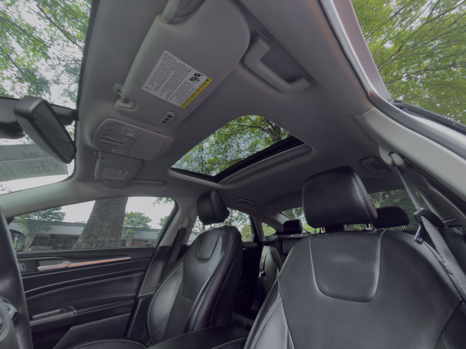 Used 2020 Ford Fusion Titanium FWD image 11