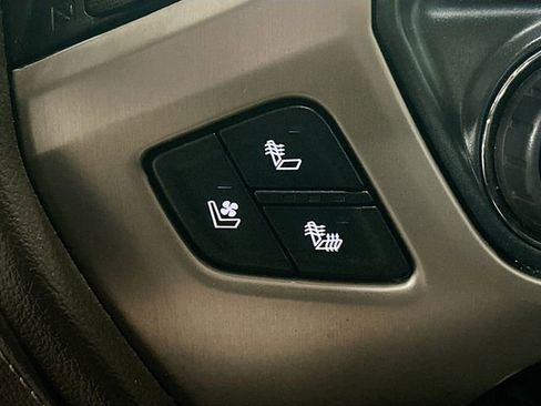 Used 2018 GMC Sierra 2500 Denali image 22