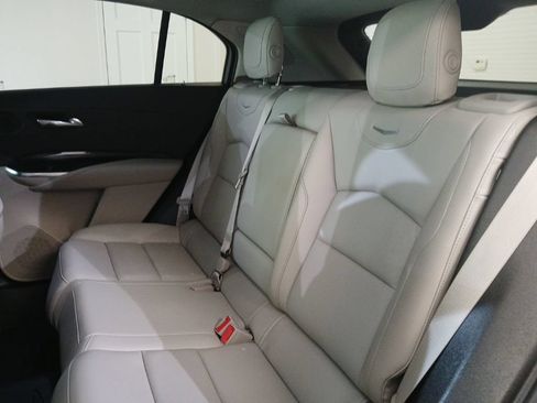 Used 2022 Cadillac XT4 Premium Luxury w/ Technology Package AWD/4WD image 16