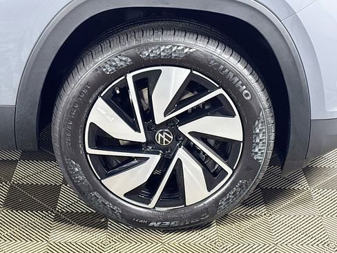 New 2026 Volkswagen Atlas SE image 22