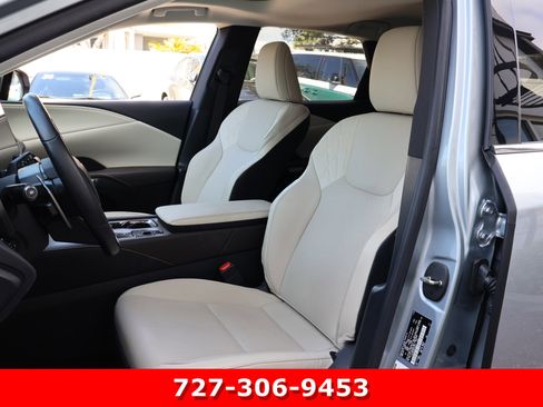 Used 2024 Lexus RX 350 Premium w/ Accessory Package (Z1) image 2
