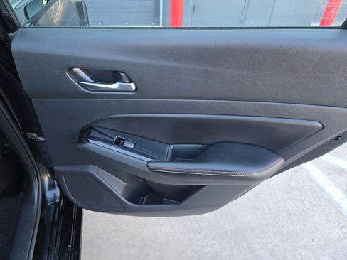 Certified 2024 Nissan Altima 2.5 SR w/ SR Premium Package image 27