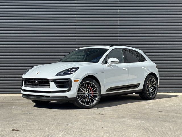 Certified 2026 Porsche Macan S AWD/4WD image 1
