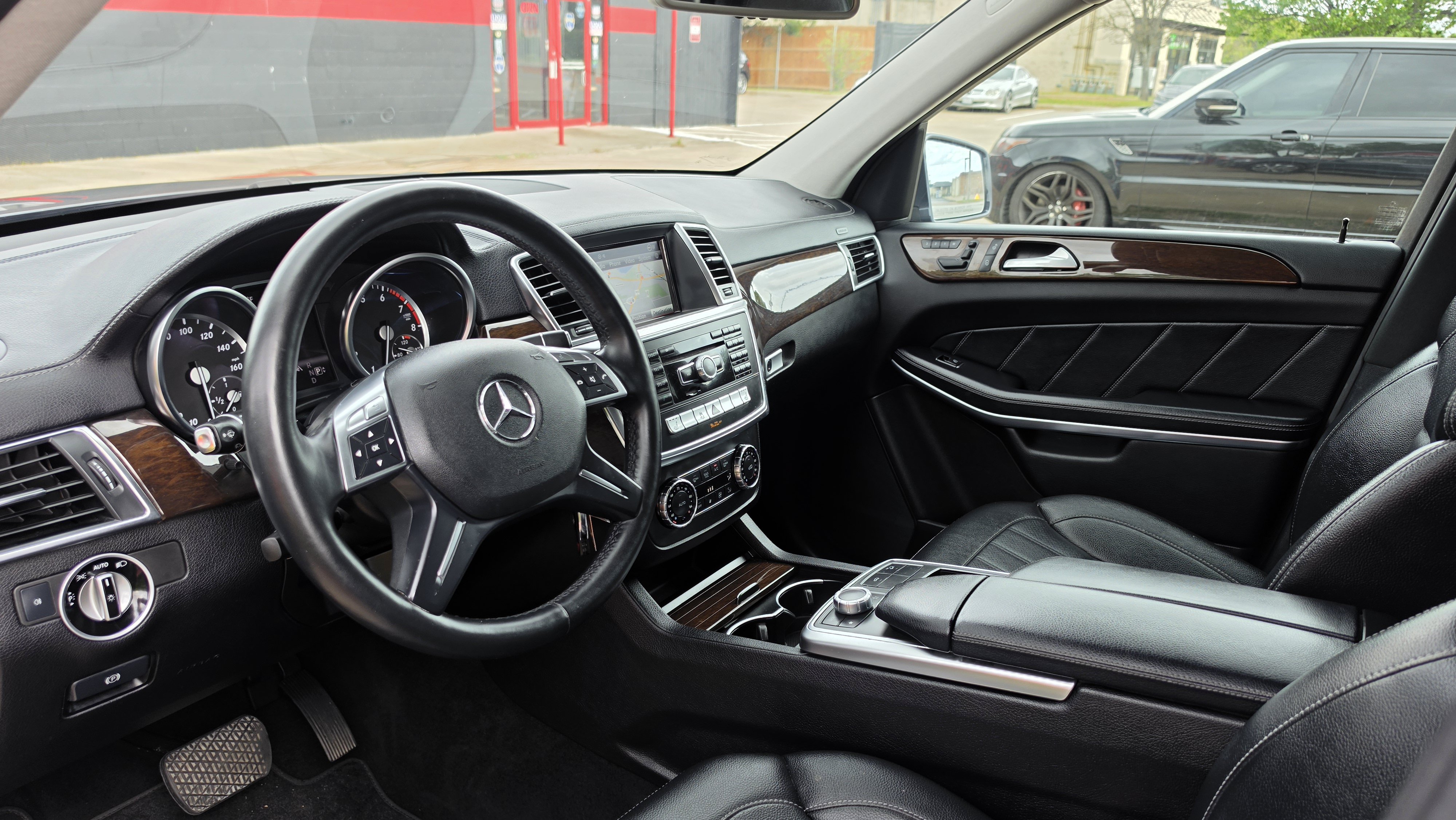 Used 2013 Mercedes-Benz GL 450 4MATIC w/ Premium 1 Pkg image 26
