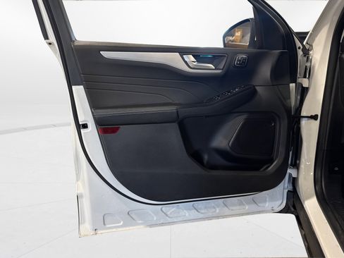 Used 2024 Ford Escape Platinum image 15