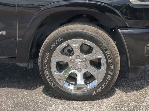 Used 2025 RAM 1500 Lone Star AWD/4WD image 10