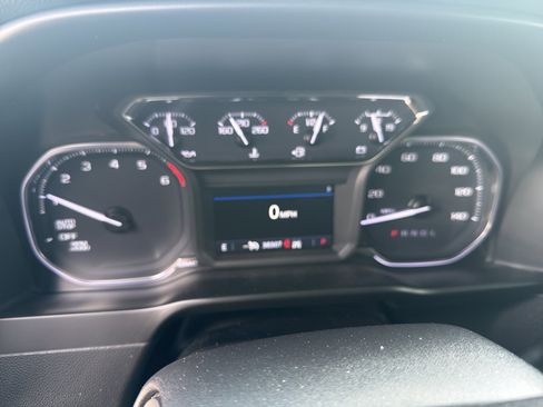 Used 2020 GMC Sierra 1500 SLT w/ SLT Premium Package AWD/4WD image 9