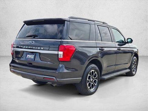 Used 2024 Ford Expedition XLT RWD image 5
