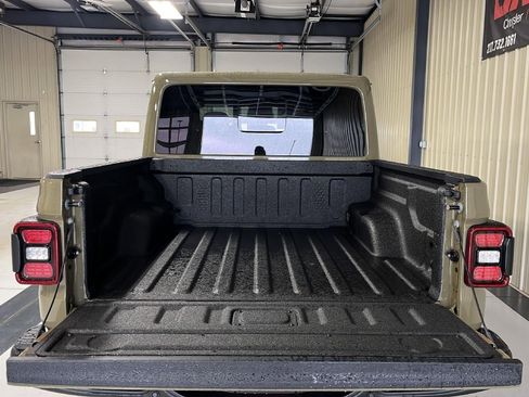 New 2026 Jeep Gladiator Mojave image 9