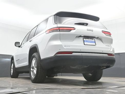 Used 2023 Jeep Grand Cherokee L Laredo RWD image 45
