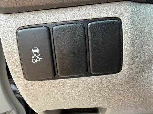 Used 2012 Honda Civic LX image 32