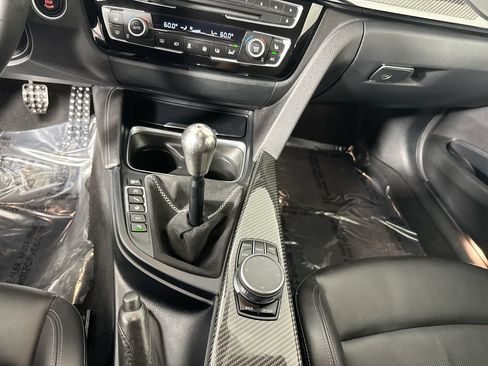 Used 2018 BMW M3 RWD image 22