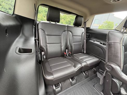 Used 2019 GMC Acadia Denali w/ Technology Package AWD/4WD image 27