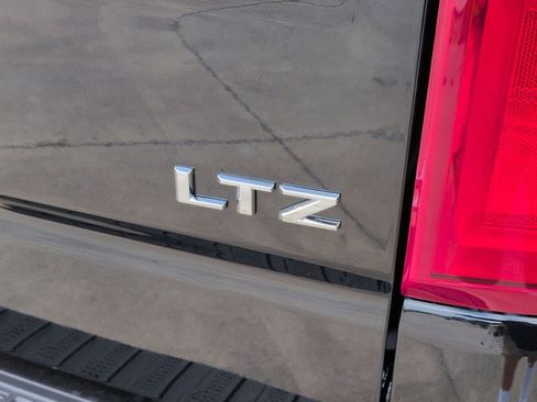 New 2026 Chevrolet Silverado 1500 LTZ w/ LTZ Convenience Package II RWD image 7