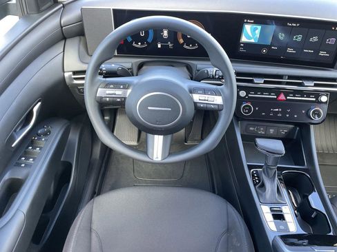 New 2026 Hyundai Tucson SEL image 17