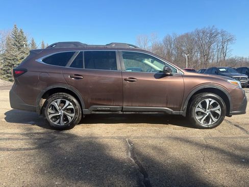 Used 2020 Subaru Outback Limited w/ Popular Package #2 image 8