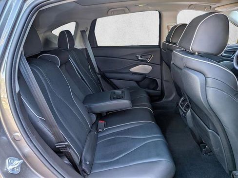 Used 2025 Acura RDX SH-AWD w/ Advance Package image 16