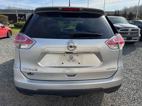 Used 2016 Nissan Rogue SV image 6