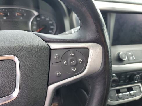 Used 2022 GMC Acadia SLT w/ Preferred Package FWD image 28