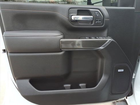 Used 2021 GMC Sierra 2500 AT4 w/ AT4 Premium Plus Package image 11